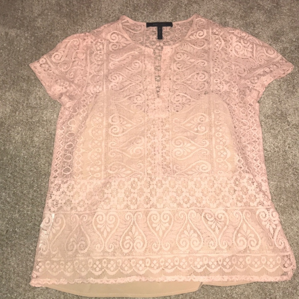BCBG Blush Pink Lace Top Short Sleeve Size Medium